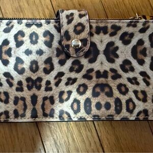 Chic Leopard Print Women's Wallet